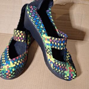 Steven By Steve Madden Brice Multicolor Woven Wedges 7